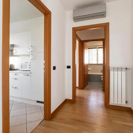 Rogoredo Apt With Terrace!