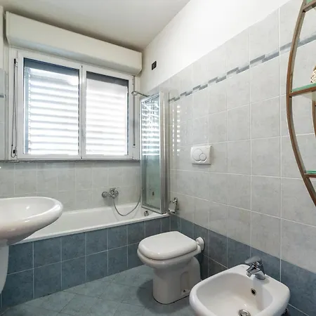 Apartment Rogoredo Apt With Terrace! Milan