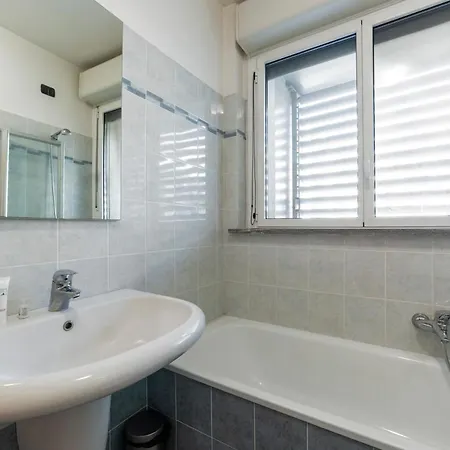 Apartment Rogoredo Apt With Terrace! *