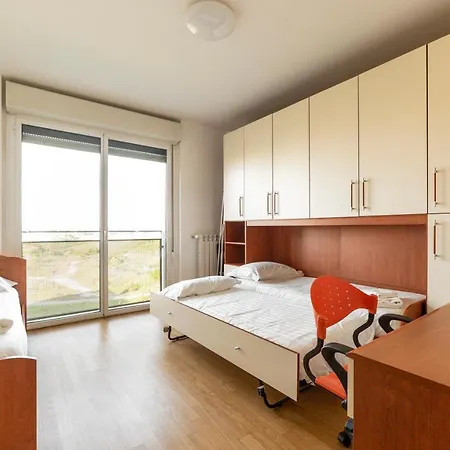 Rogoredo Apt With Terrace! * Mediolan