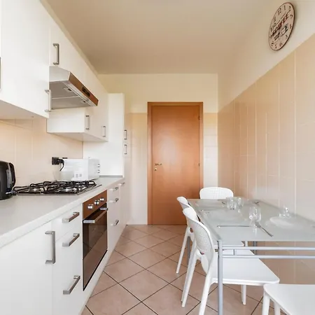 Rogoredo Apt With Terrace! Mediolan