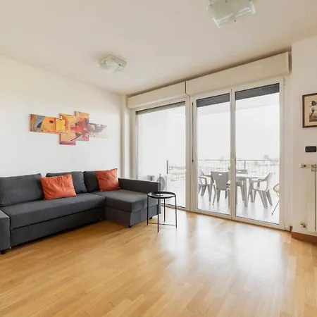 Rogoredo Apt With Terrace! *